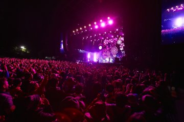 The Green Stage at night!
