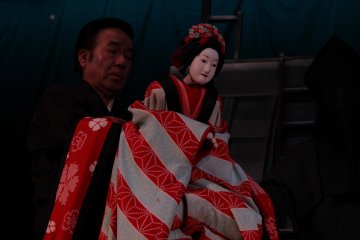 Bunraku, la obra de títeres.