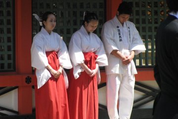 Miko at wedding ceremony