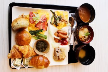 There are many breakfast options to choose from