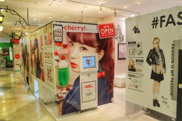 Tempat foto Purikura
