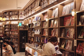 Rak-rak buku