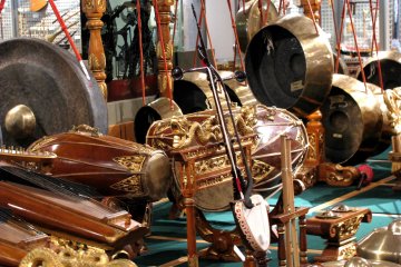 The collection of Asian instruments