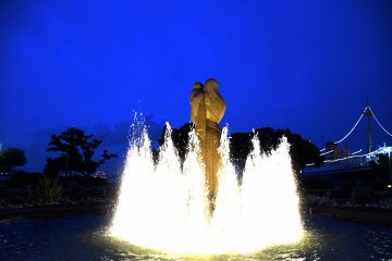 Illuminated Goddess of Water 