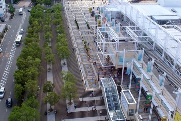Tempozan Marketplace and the Kaiyukan Aquarium from the Tempozan Ferris weel.