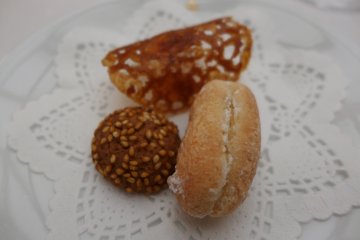 ขนมปัง ส่วนประกอบบนโต๊ะอาหารที่ขาดไม่ได้ 