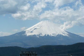 Here comes Fuji san!