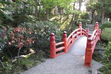 Detail of the bridge
