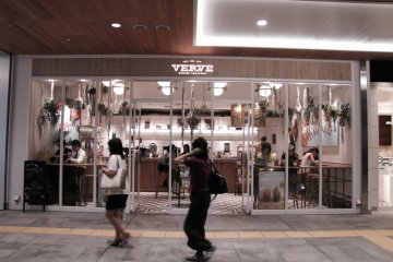 Verve Coffee Roasters at Shinjuku Station