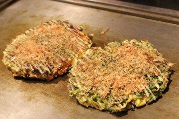 Okonomiyaki is served!