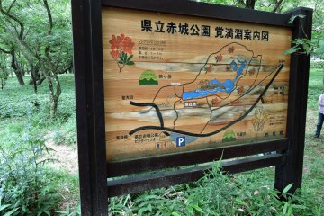 Map of the trail around the lake