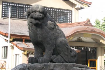 The second of Asakusa komainu