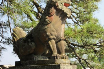 One more komainu of Naritasan, Tokyo