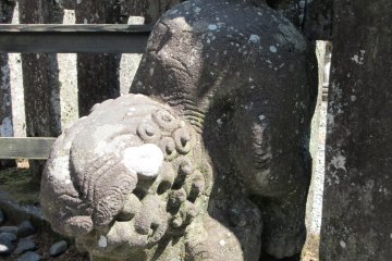 Unusual old komainu in Nikko