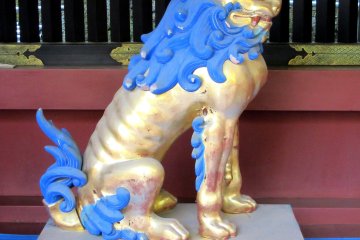 Colored komainu of Nikko