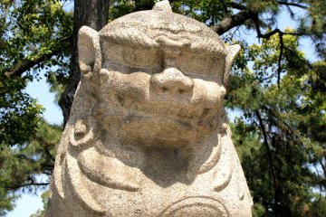 Cute komainu of Sumiyoshi Taisha, Osaka