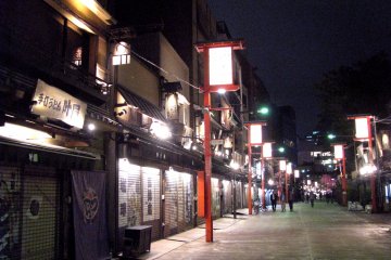 Pinggiran jalan Asakusa