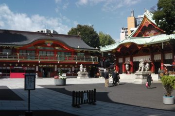 Kanda Myojin: Akihabara's Vermilion Shrine