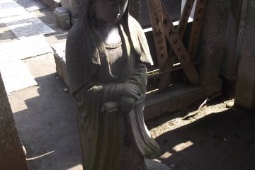A prayer by the graveyard