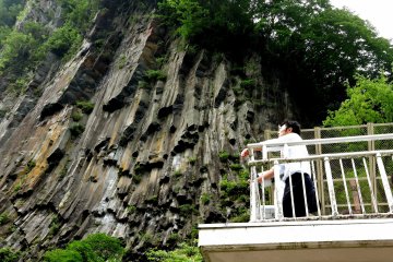 Awe-inspiring rocky cliffs 