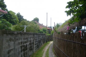 One of the main thoroughfares on Geruma