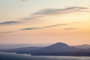 Langit yang berwarna pastel