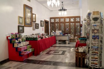 Gift Shop