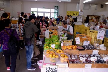 At the fruit village you can find some good deals