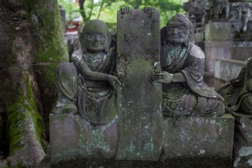Some statues come as pairs