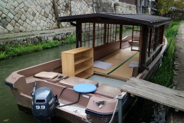 Shoe rack available too!