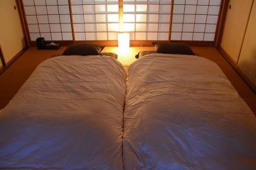 Guest room 1 with futon