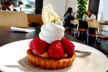 Afternoon Tea at Harajuku Bell Pier