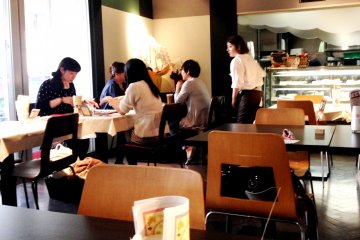 Cafe de Take at Harajuku Bell Pier