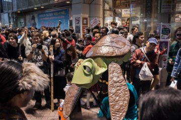 Life size talking puppets from Finding Nemo...sure!