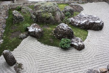 Le jardin sec du temple zen Jion Ji
