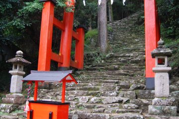 Steep steps up to Kamikura Shrine