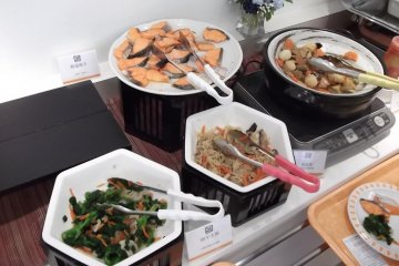 <p>The breakfast buffet, part 2</p>