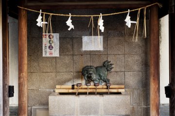 details of the shrine
