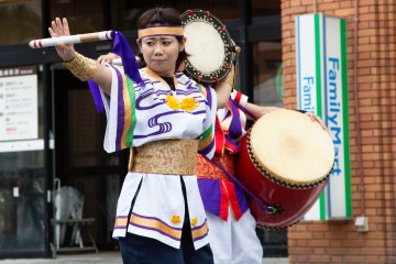 Fall in love with Okinawa's joy through Eisa