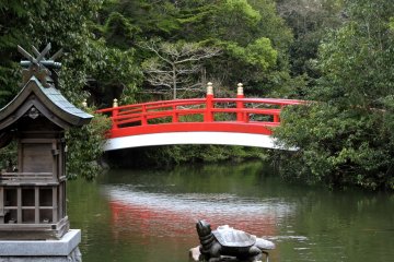 Red bridge 