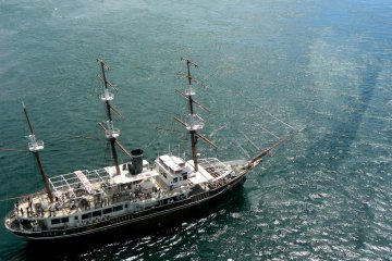 Nice boat!