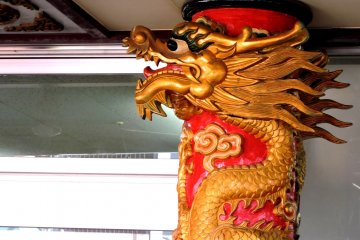 Walk Through Chinatown in Kobe 