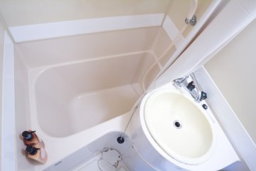 Shampoo and body wash is provided