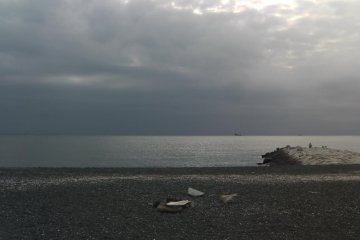 The clouds roll in