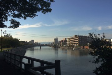 River scenes just a few minute's walk away.