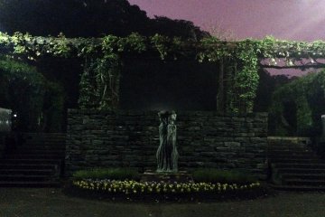 Night scenes.