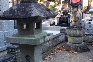 Buddhist staturay