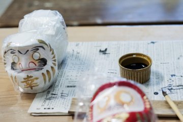 Kelas melukis Daruma