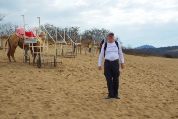 Rey near Camel rides