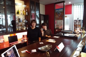 Yukari and Ayumi 